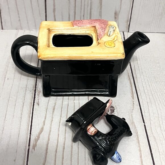 Cardinal Inc & World Bazaars  Teapot Ceramic Sewing Machine Vintage Collectible - Picture 13 of 16